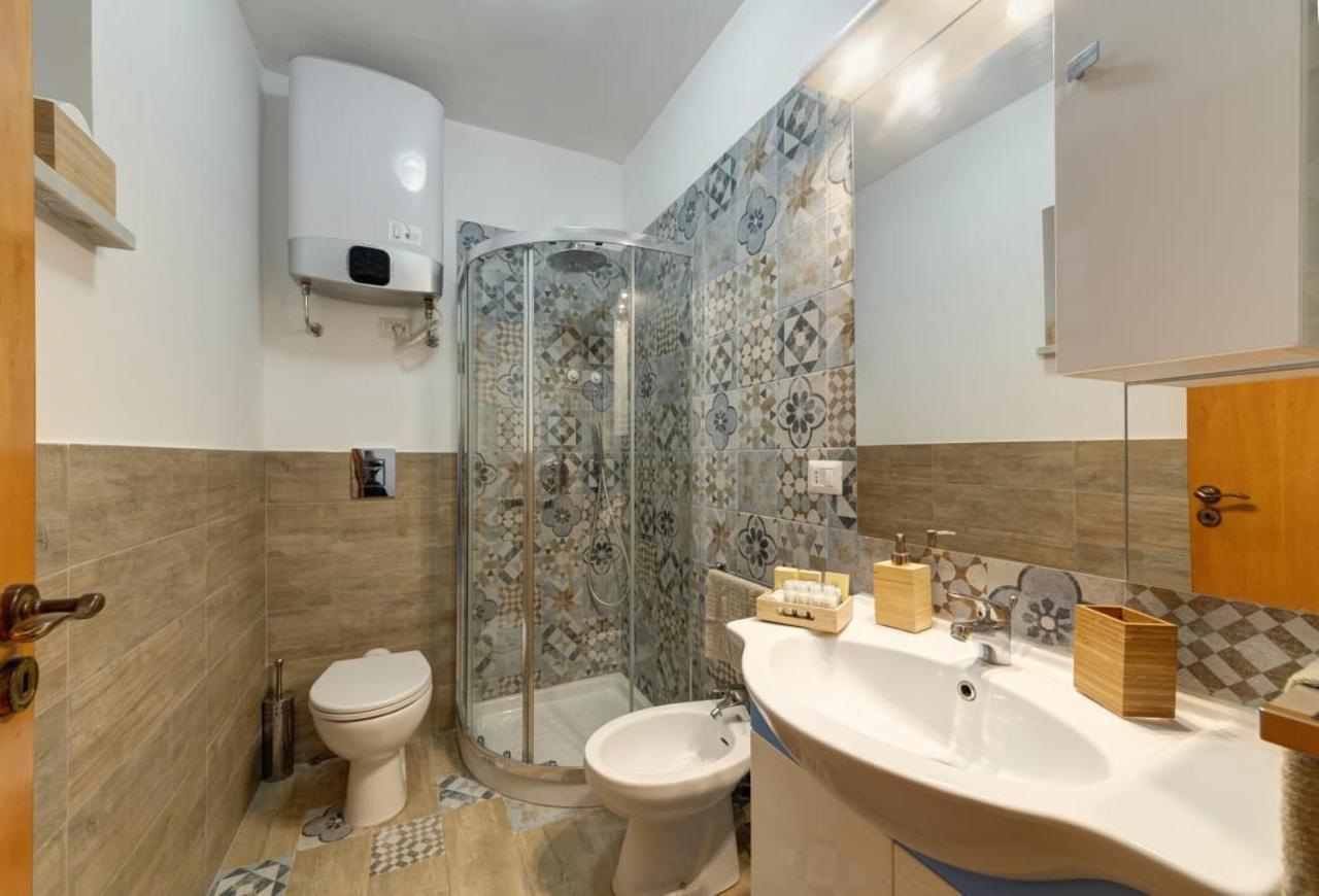 Casa Klaire Pozzuoli Apartment Bagian luar foto