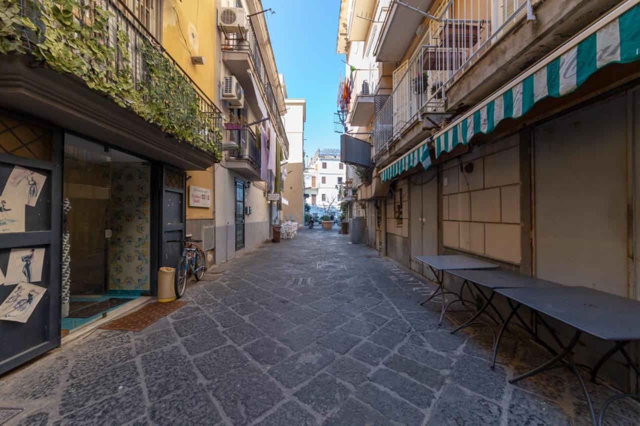 Casa Klaire Pozzuoli Apartment Bagian luar foto